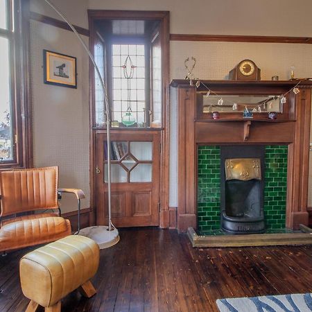 Pass The Keys Beautiful, Traditional 2 Bed Flat W Free Parking Glasgow Exterior foto
