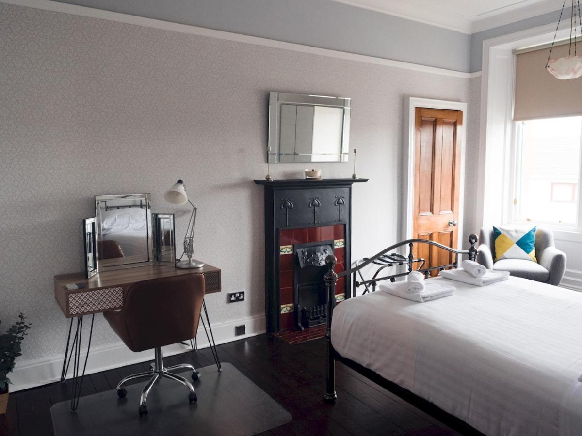 Pass The Keys Beautiful, Traditional 2 Bed Flat W Free Parking Glasgow Exterior foto